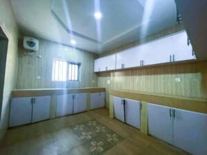 3 Bedroom Flat for rent by Avu off Port-Harcourt Road Owerri Imo State by Mc Capital Properties (1a)