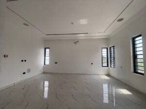 5 Bedroom Duplex in Owerri For Sale by MC CAPITAL Properties Limited