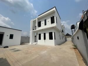 5 Bedroom Duplex in Owerri For Sale by MC CAPITAL Properties Limited