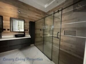 luxury 5 bedroom fully detached duplex with swimming pool for sale in new owerri imo Imo state by mc capital properties