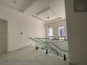 luxury 5 bedroom fully detached duplex with swimming pool for sale in new owerri imo Imo state by mc capital properties